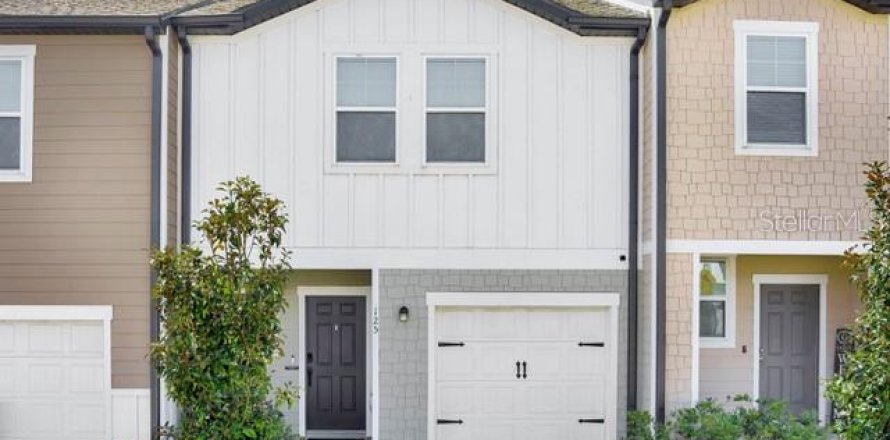Townhouse in Davenport, Florida 3 bedrooms, 137.5 sq.m. № 2218188