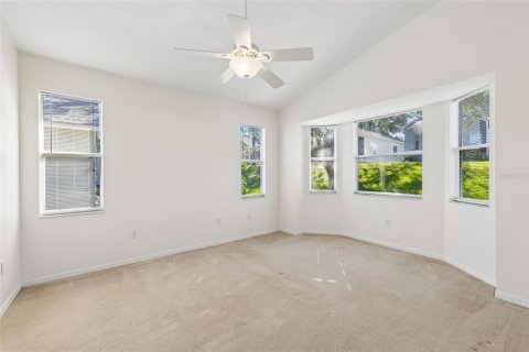 House in Clermont, Florida 2 bedrooms, 143.53 sq.m. № 2426991 - photo 8