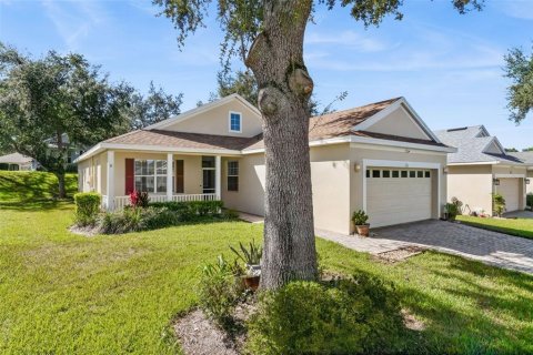 House in Clermont, Florida 2 bedrooms, 143.53 sq.m. № 2426991 - photo 2