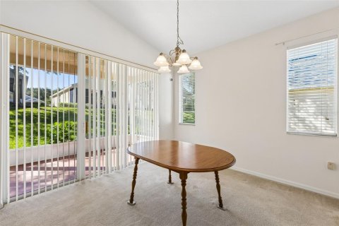 House in Clermont, Florida 2 bedrooms, 143.53 sq.m. № 2426991 - photo 17