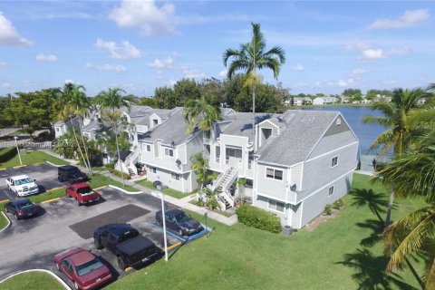 Condo in Oakland Park, Florida, 2 bedrooms  № 1953908 - photo 27