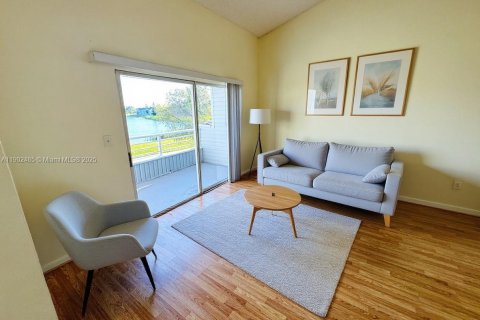 Condo in Oakland Park, Florida, 2 bedrooms  № 1953908 - photo 6