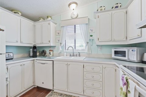 Casa en alquiler en Lady Lake, Florida, 2 dormitorios, 96.62 m2 № 1832621 - foto 5