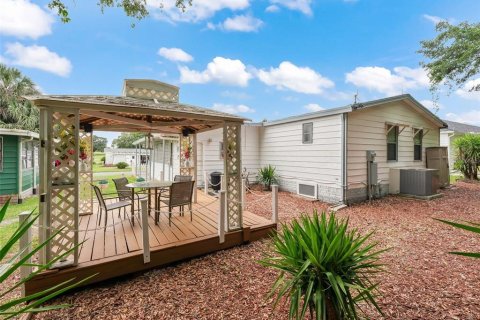 Casa en alquiler en Lady Lake, Florida, 2 dormitorios, 96.62 m2 № 1832621 - foto 25