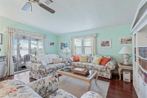 Casa en alquiler en Lady Lake, Florida, 2 dormitorios, 96.62 m2 № 1832621 - foto 8