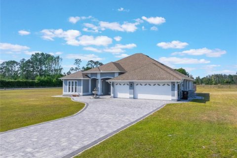 House in Orlando, Florida 5 bedrooms, 325.53 sq.m. № 1718411 - photo 4