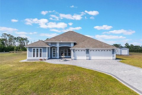 House in Orlando, Florida 5 bedrooms, 325.53 sq.m. № 1718411 - photo 5