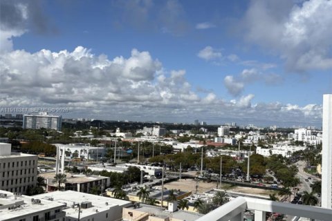 Copropriété à louer à Miami Beach, Floride: 1 chambre, 75.44 m2 № 2054079 - photo 15
