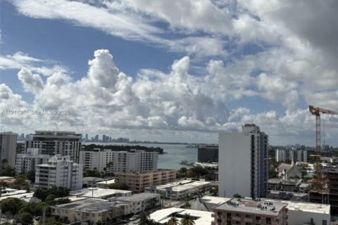 Copropriété à louer à Miami Beach, Floride: 1 chambre, 75.44 m2 № 2054079 - photo 14