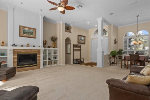 Villa ou maison à vendre à Weeki Wachee, Floride: 3 chambres, 270.72 m2 № 1901014 - photo 11