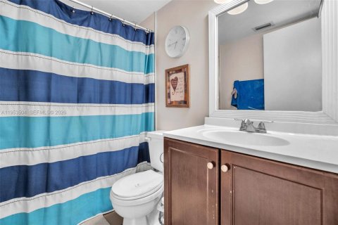 Condominio en venta en Sunrise, Florida, 2 dormitorios, 100.33 m2 № 2007884 - foto 17