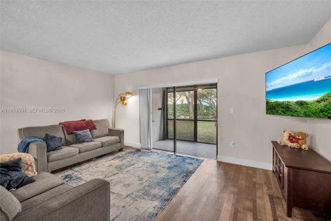 Condominio en venta en Sunrise, Florida, 2 dormitorios, 100.33 m2 № 2007884 - foto 13