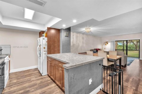 Condominio en venta en Sunrise, Florida, 2 dormitorios, 100.33 m2 № 2007884 - foto 7