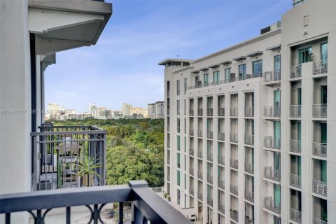 Condominio en alquiler en Coral Gables, Florida, 1 dormitorio, 65.31 m2 № 1992986 - foto 29