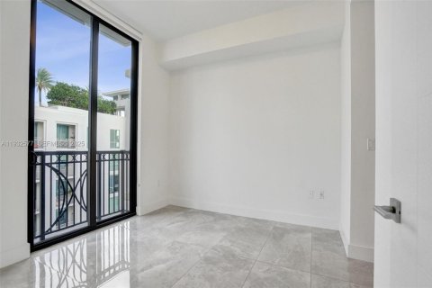 Condominio en alquiler en Coral Gables, Florida, 1 dormitorio, 65.31 m2 № 1992986 - foto 21