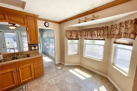 Villa ou maison à louer à Clearwater, Floride: 3 chambres, 145.3 m2 № 2119712 - photo 4