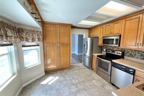 Villa ou maison à louer à Clearwater, Floride: 3 chambres, 145.3 m2 № 2119712 - photo 5
