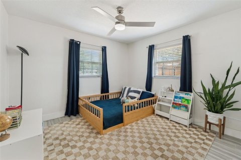 Villa ou maison à vendre à Tampa, Floride: 5 chambres, 222.04 m2 № 2148269 - photo 13