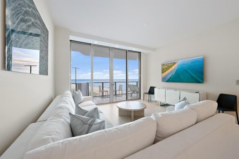 Condo in Riviera Beach, Florida, 2 bedrooms  № 2182878 - photo 2