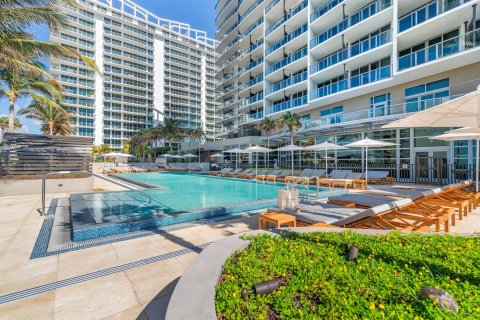 Condo in Riviera Beach, Florida, 2 bedrooms  № 2182878 - photo 14