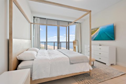 Condo in Riviera Beach, Florida, 2 bedrooms  № 2182878 - photo 8