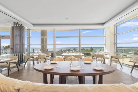Condo in Riviera Beach, Florida, 2 bedrooms  № 2182878 - photo 21
