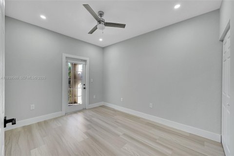 Touwnhouse à vendre à Pembroke Pines, Floride: 3 chambres, 133.97 m2 № 1997816 - photo 21