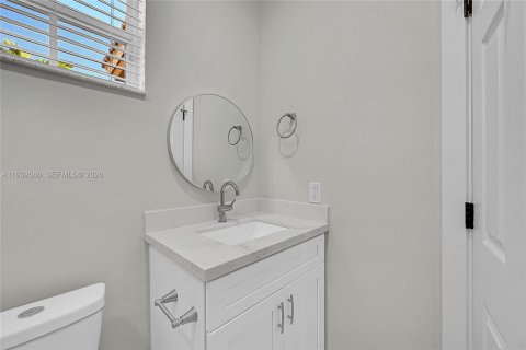 Touwnhouse à vendre à Pembroke Pines, Floride: 3 chambres, 133.97 m2 № 1997816 - photo 20