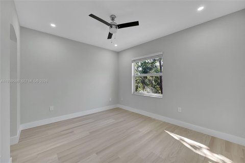 Touwnhouse à vendre à Pembroke Pines, Floride: 3 chambres, 133.97 m2 № 1997816 - photo 17