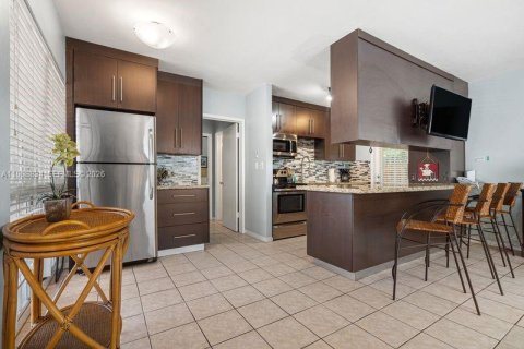 Casa en alquiler en Fort Lauderdale, Florida, 1 dormitorio, 69.68 m2 № 2060925 - foto 5