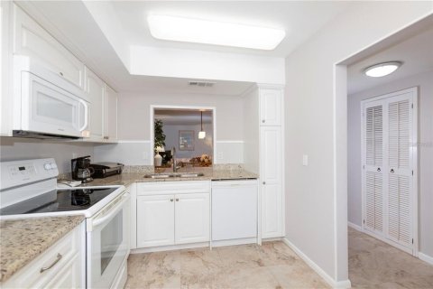 Купить кондоминиум в Нью-Порт-Ричи, Флорида 6 комнат, 144м2, № 2226794 - фото 3