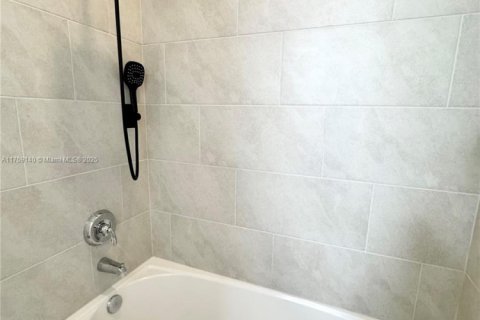 House in Ave Maria, Florida 4 bedrooms № 2034456 - photo 23