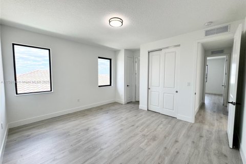 House in Ave Maria, Florida 4 bedrooms № 2034456 - photo 20