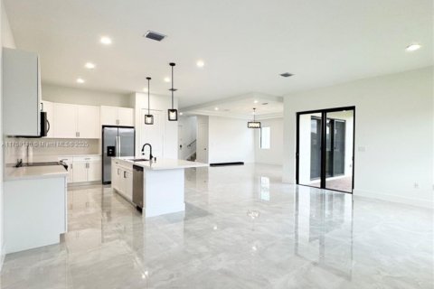 House in Ave Maria, Florida 4 bedrooms № 2034456 - photo 4