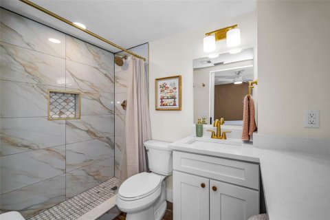 Copropriété à vendre à Tampa, Floride: 2 chambres, 82.5 m2 № 2158060 - photo 24