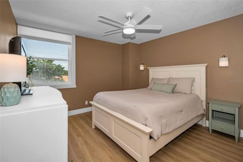 Copropriété à vendre à Tampa, Floride: 2 chambres, 82.5 m2 № 2158060 - photo 22