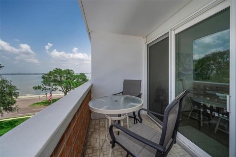 Copropriété à vendre à Tampa, Floride: 2 chambres, 82.5 m2 № 2158060 - photo 15