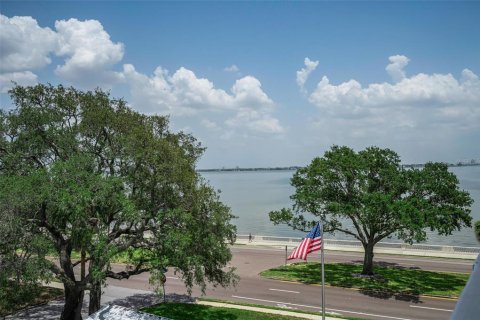 Copropriété à vendre à Tampa, Floride: 2 chambres, 82.5 m2 № 2158060 - photo 16