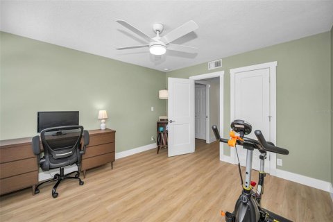 Copropriété à vendre à Tampa, Floride: 2 chambres, 82.5 m2 № 2158060 - photo 27