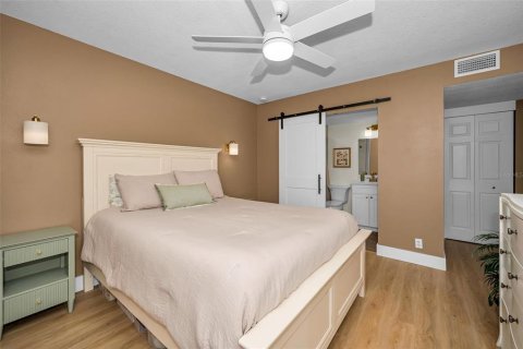 Copropriété à vendre à Tampa, Floride: 2 chambres, 82.5 m2 № 2158060 - photo 23