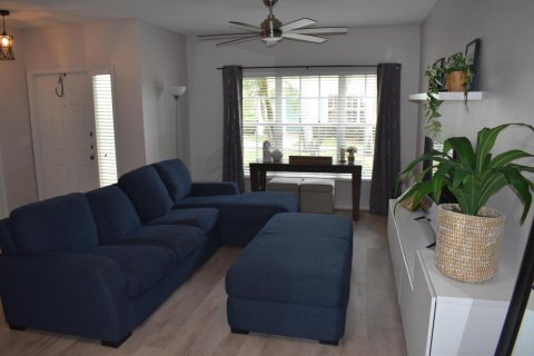 Touwnhouse à louer à Tamarac, Floride: 3 chambres, 151.15 m2 № 2183493 - photo 12