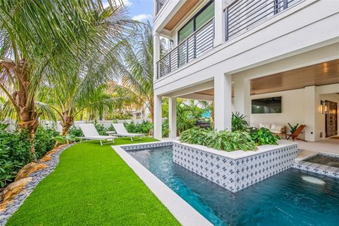 Casa en venta en Bradenton Beach, Florida, 7 dormitorios, 312.71 m2 № 2383337 - foto 7