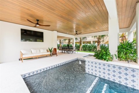 Casa en venta en Bradenton Beach, Florida, 7 dormitorios, 312.71 m2 № 2383337 - foto 9