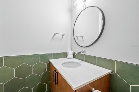 Casa en venta en Bradenton Beach, Florida, 7 dormitorios, 312.71 m2 № 2383337 - foto 26