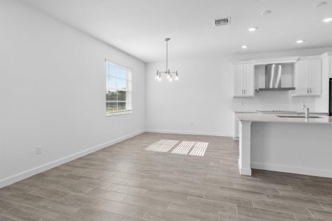 House in Boynton Beach, Florida 5 bedrooms, 308.9 sq.m. № 2401241 - photo 20