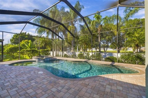 Villa ou maison à vendre à Valrico, Floride: 4 chambres, 325.62 m2 № 2431924 - photo 2