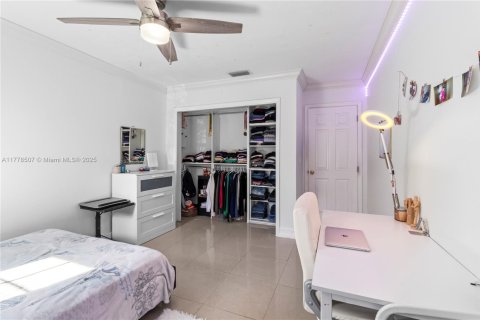 Купить виллу или дом в Майами, Флорида 5 спален, 349.41м2, № 1713364 - фото 26