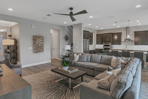 Townhouse in DEER ISLAND in Tavares, Florida 5 bedrooms, 304 sq.m. № 117388 - photo 1