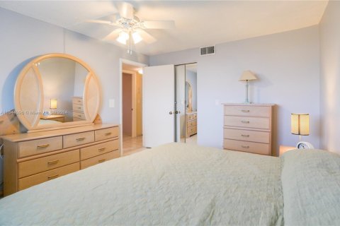 Condominio en venta en Dania Beach, Florida, 2 dormitorios, 110.55 m2 № 1859336 - foto 22