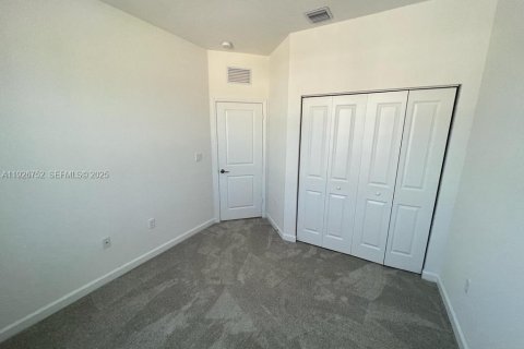 Adosado en alquiler en Miami, Florida, 3 dormitorios, 123.65 m2 № 1986622 - foto 20